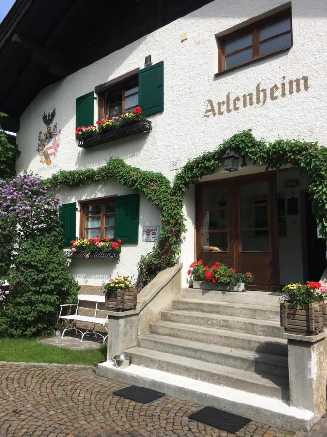 ホテル Arlenheim サンクト・アントン・アム・アールベルク エクステリア 写真